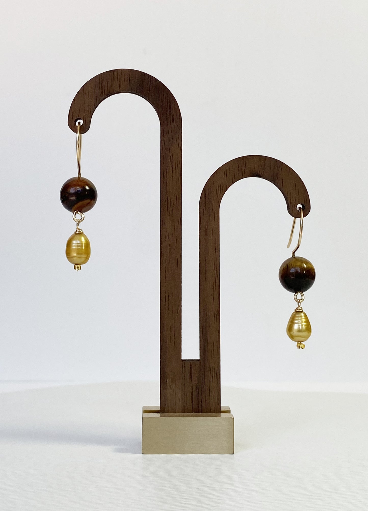 Tiger's Eye x Gold Pearl Earrings